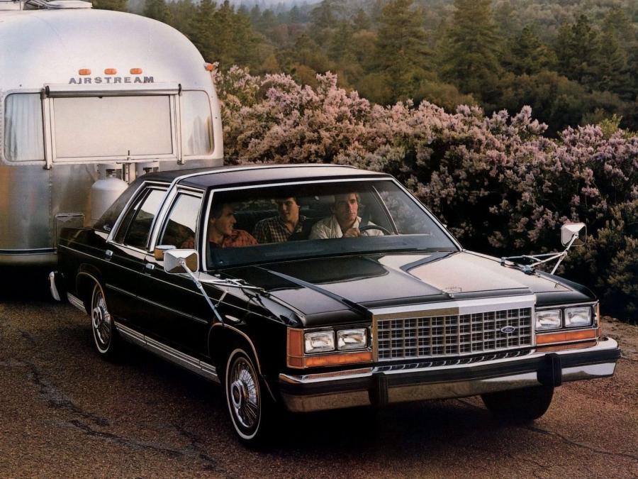 83 ford ltd